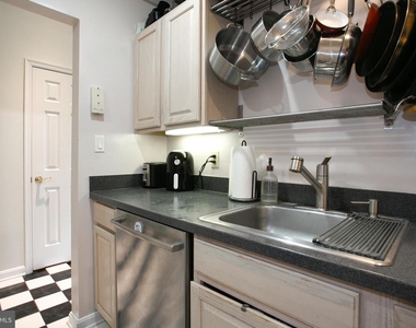 2405-1/2 20th St Nw #102 - Photo Thumbnail 15