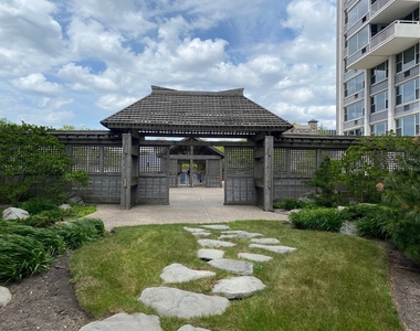 4250 N Marine Drive - Photo Thumbnail 21