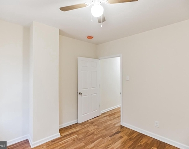 2703 W Berks Street - Photo Thumbnail 9