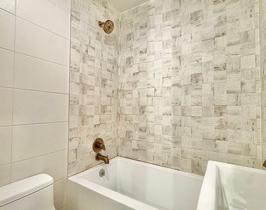 961 Seneca Avenue - Photo Thumbnail 9