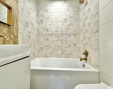 961 Seneca Avenue - Photo Thumbnail 5