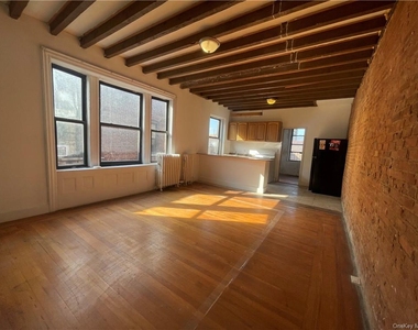 611 W 176th Street - Photo Thumbnail 0