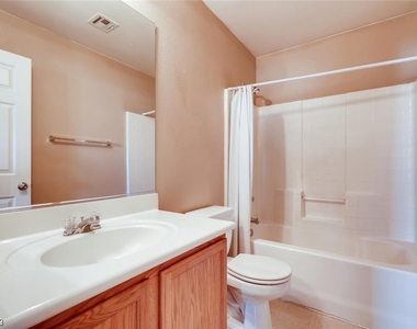 8725 Pitch Fork Avenue - Photo Thumbnail 12