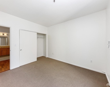 821 Folsom Street - Photo Thumbnail 14