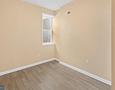 3045 N Carlisle Street - Photo Thumbnail 16