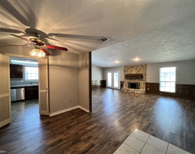 1314 Littleport Ln - Photo Thumbnail 2