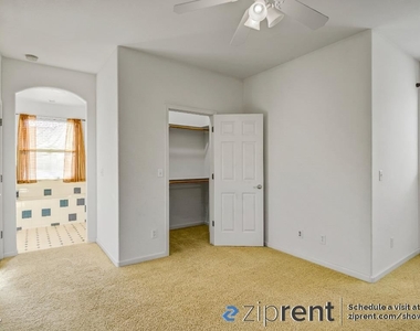 7050 Emerald Street - Photo Thumbnail 17