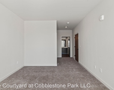 8419 Corliss Ave. - Photo Thumbnail 14