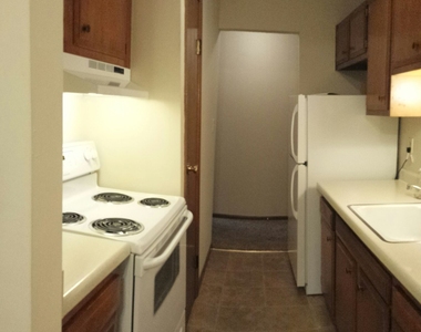 221 Huth St. - Photo Thumbnail 38