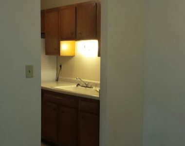 221 Huth St. - Photo Thumbnail 21