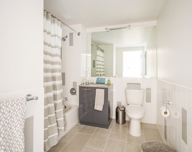 310 Clarkson Avenue - Photo Thumbnail 3