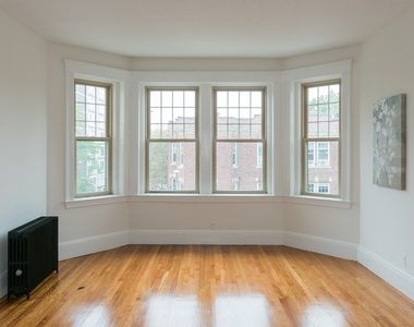71 Babcock Street - Photo Thumbnail 6