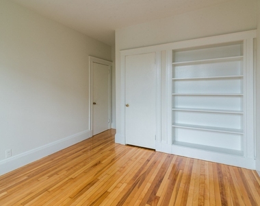 71 Babcock Street - Photo Thumbnail 10