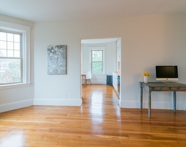 71 Babcock Street - Photo Thumbnail 3