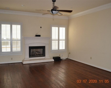 7809 Linwood Avenue - Photo Thumbnail 19