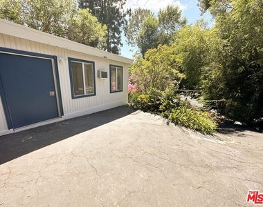 2780 Hutton Dr - Photo Thumbnail 14