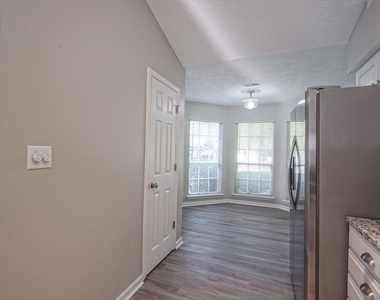 11555 Charleston Parkway - Photo Thumbnail 13