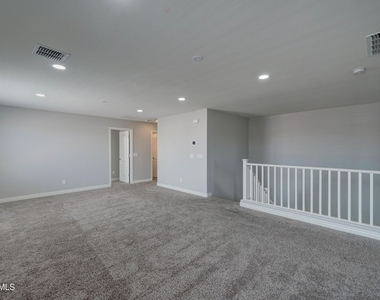 3230 E Wisteria Place - Photo Thumbnail 21