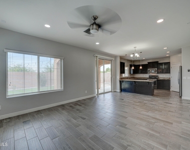 3230 E Wisteria Place - Photo Thumbnail 13