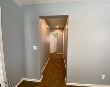 41706 N Globe Court - Photo Thumbnail 9