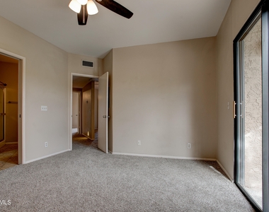 1352 E Highland Avenue - Photo Thumbnail 17