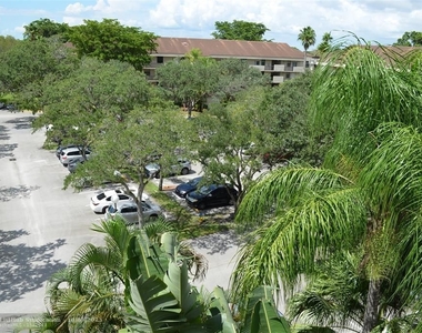 3050 Nw 42nd Ave - Photo Thumbnail 1