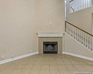 3306 Brooktree Ct - Photo Thumbnail 8