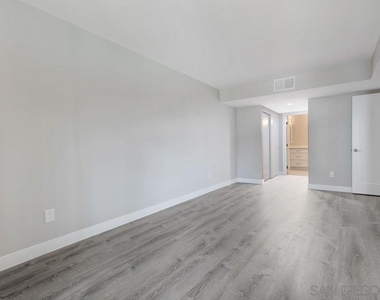 3098 Rue D'orleans - Photo Thumbnail 19