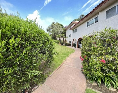 2582 Del Mar Heights Road - Photo Thumbnail 0