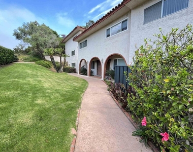 2582 Del Mar Heights Road - Photo Thumbnail 1