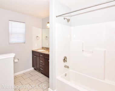 2800 Monticello Ln, - Photo Thumbnail 10