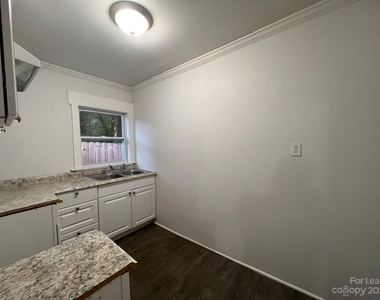 905 Rankin Avenue - Photo Thumbnail 5