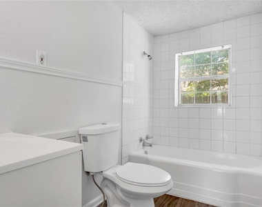 5438 Diaz Avenue - Photo Thumbnail 9