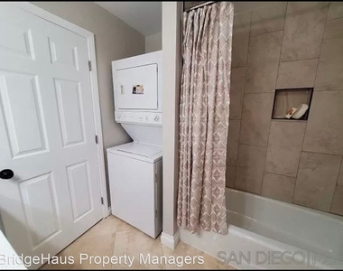 1075 N Escondido Blvd, Unit 107 - Photo Thumbnail 15