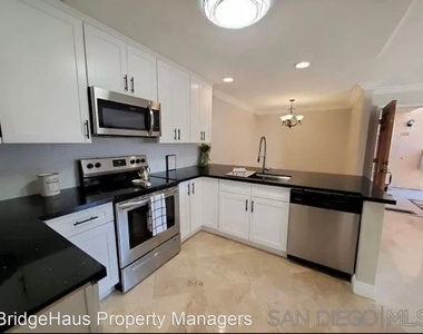 1075 N Escondido Blvd, Unit 107 - Photo Thumbnail 2