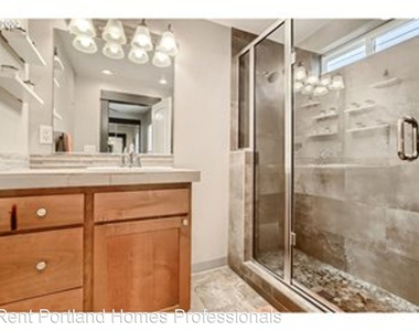 4724 Sw Pomona Street - Photo Thumbnail 13