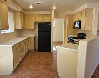 3705 Bizet Court - Photo Thumbnail 10