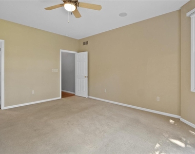 2921 18th Fairway Drive - Photo Thumbnail 71