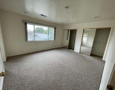 842 Highland Ave 2 - Photo Thumbnail 8