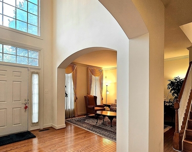 10616 Regent Park Court - Photo Thumbnail 1