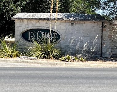 113 Los Cedros Loop - Photo Thumbnail 3