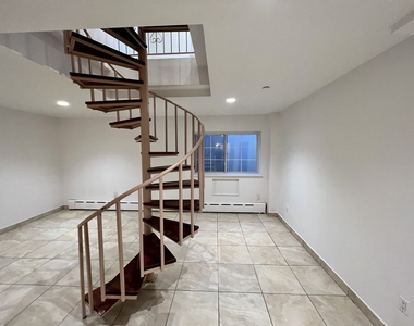 25-21 34th Street - Photo Thumbnail 3