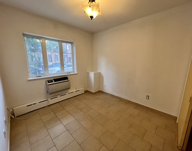 25-21 34th Street - Photo Thumbnail 4
