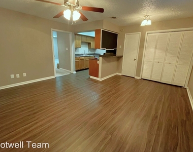 7914 Gleason Drive #1050 - Photo Thumbnail 2