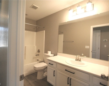 7712 Eastham Bay Avenue - Photo Thumbnail 34