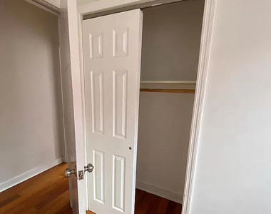 85 Ralph Avenue - Photo Thumbnail 5