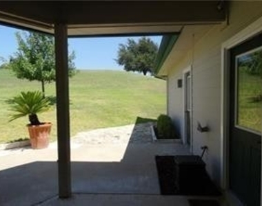 2608  Franklin Cv - Photo Thumbnail 12