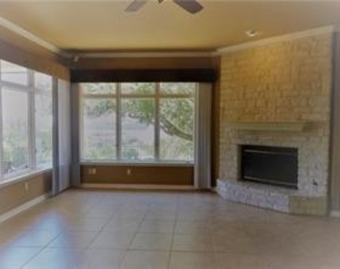 2608  Franklin Cv - Photo Thumbnail 5