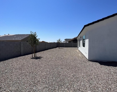 13627 S Del Rio Road - Photo Thumbnail 30