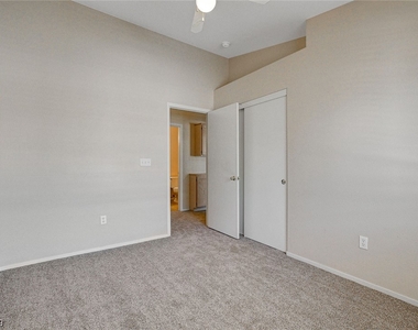 1157 Nevada Sky Street - Photo Thumbnail 37